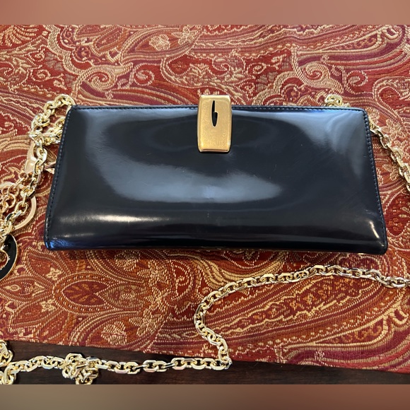 Gucci logo vintage black long patent leather wallet w chain - Picture 3 of 17